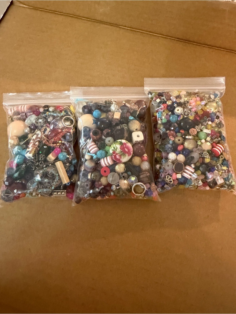 Multicolor Beads - Assorted Colors - Picture 2 of 8